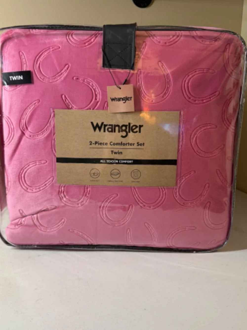 Wrangler Pink 2-Piece Comforter Set Twin Plush Horseshoe Design NWT